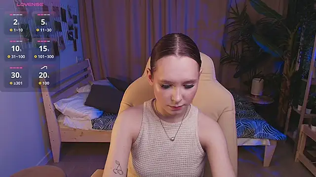 Haya_Harareet webcam