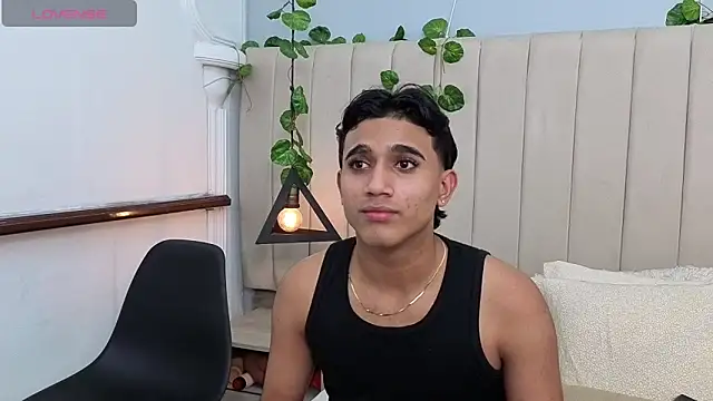 Morgan_Bladee webcam