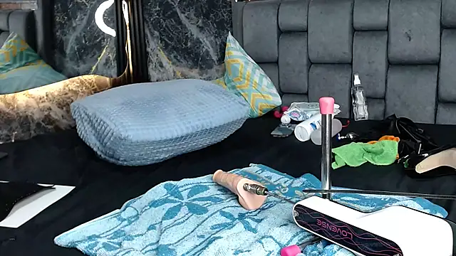 Couple_Gold69 webcam