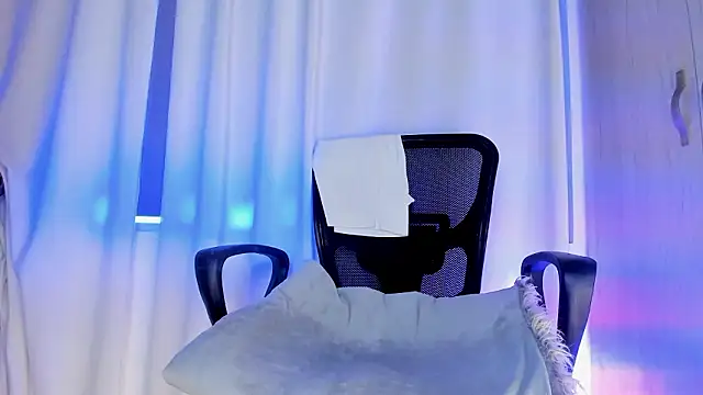 kings_ultimate - Kings_Ultimate's free webcam - UK Sex Cams