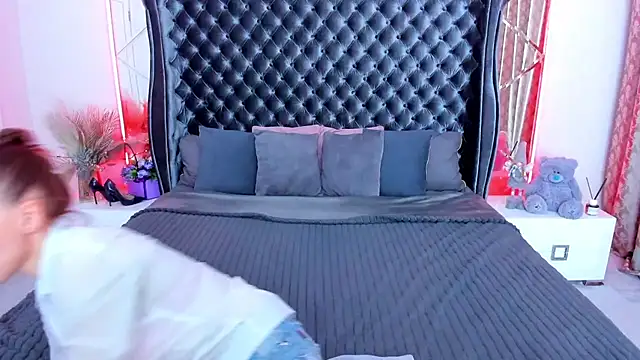 Rebecca_Diamond webcam