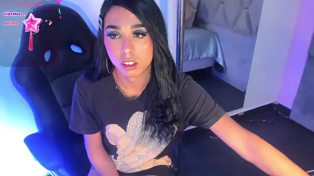 Daniiela_Ember webcam