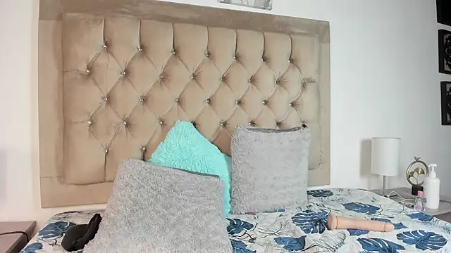 Emily_Castano webcam