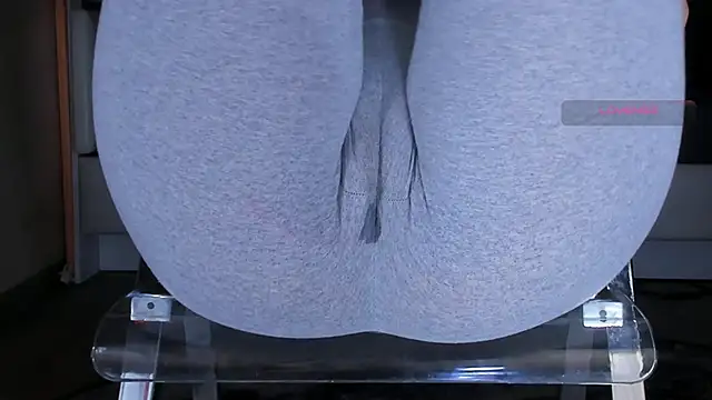 Cameltoe_squirt_inPants webcam