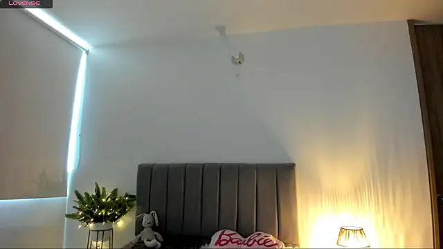 sophie_connors webcam