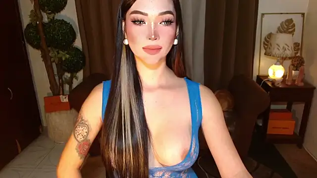 MouthWatering_Ayesha webcam