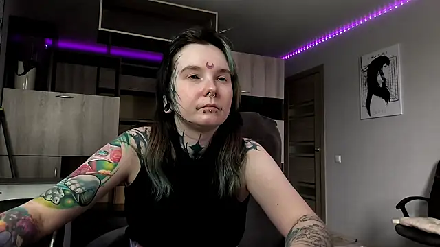 highelikegirl - HighelikeGirl's free webcam - UK Sex Cams