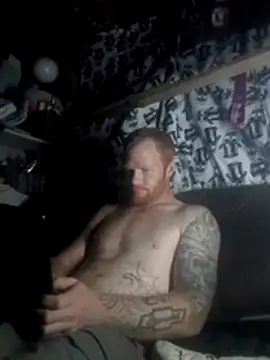 ed31devall (Ask my age) - Take off my shirt and pants