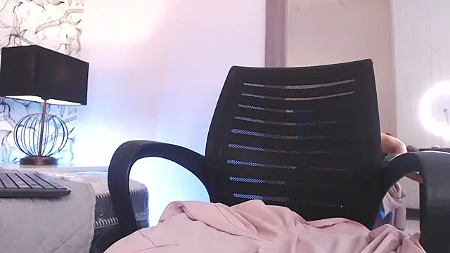 Venusandrea29 webcam