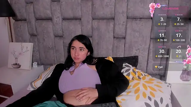 Maitebigboobs webcam