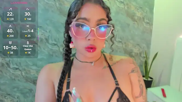 antonelllepiercee webcam