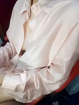 Alone_nothing webcam