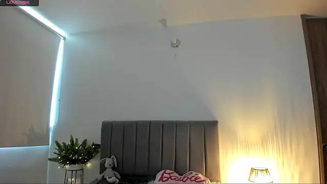 sophie_connors webcam