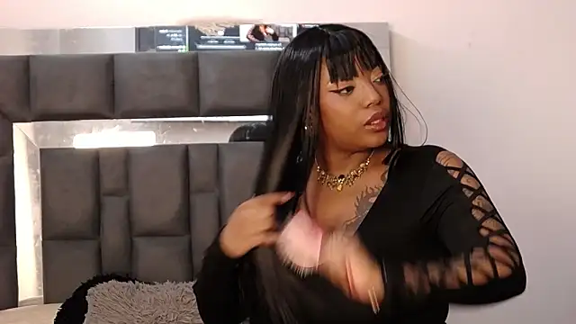 Webcam Model (SheilaCoopers_) is live