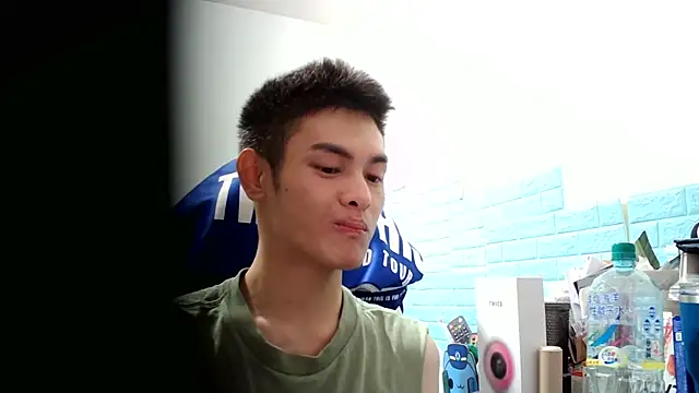 thisisbook_223 webcam