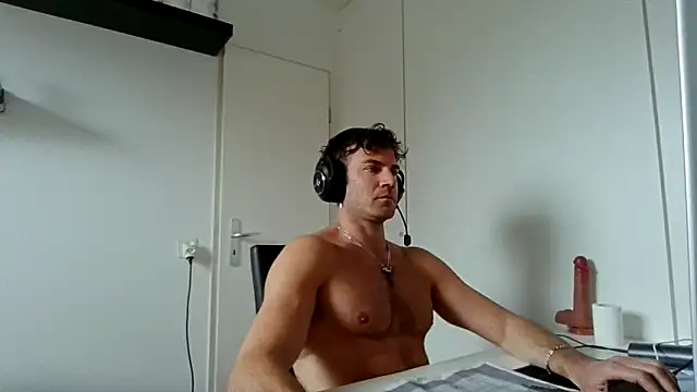 alpha-hunk webcam