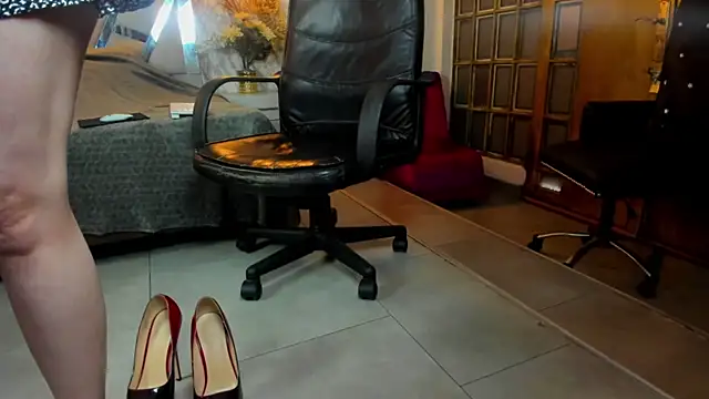 Mysterius_Woman webcam