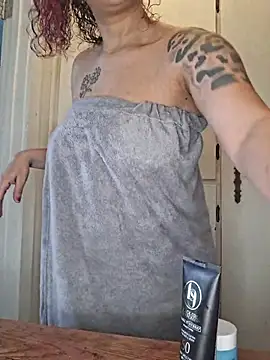 VelvetVixen_735 webcam