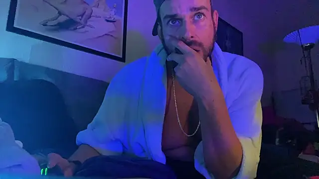 Guyst049 webcam