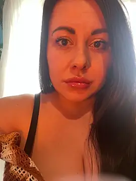 daisystreet - DaisyStreet's free webcam - UK Sex Cams