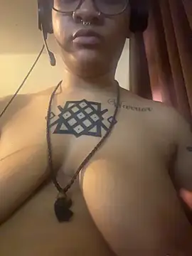 nickytheehawtie webcam