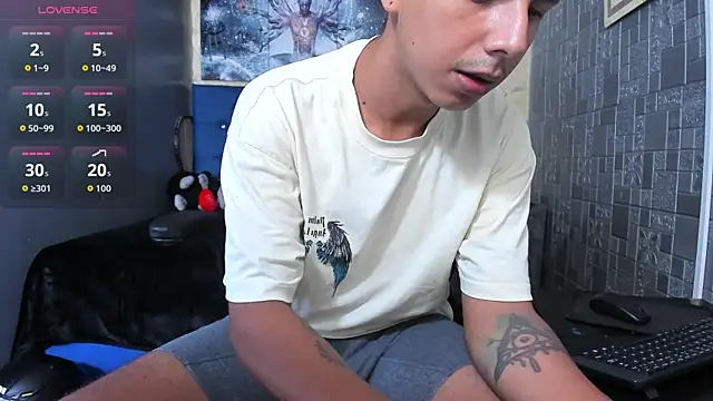 boy_biigcock24cm webcam