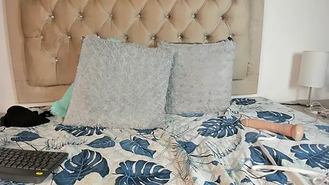 Emily_Castano webcam