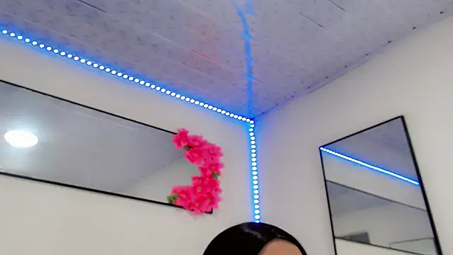 NathalialLooes webcam