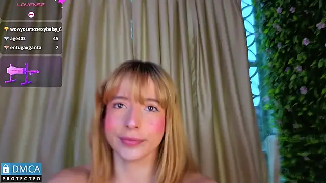 nena_cupcake_ webcam