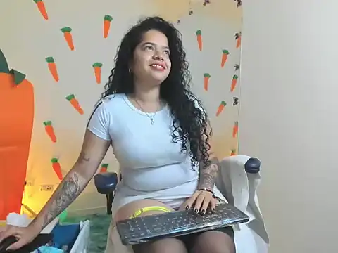 alexa-cooper- webcam