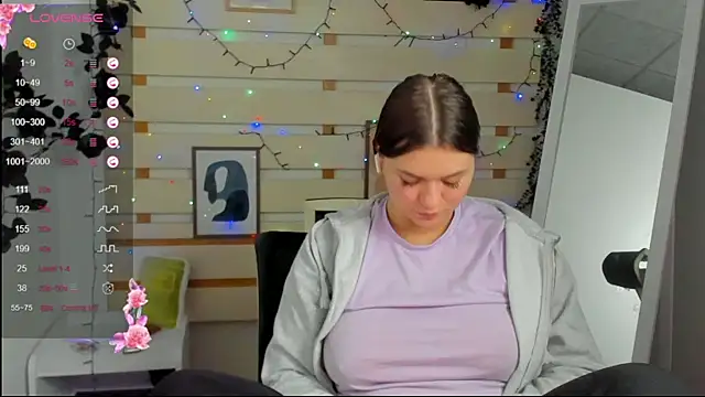 Josephine_Kiss webcam