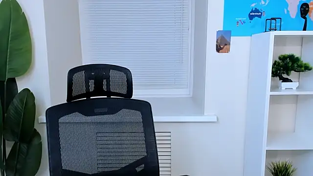 markbranston (M twink) - I am in boxers