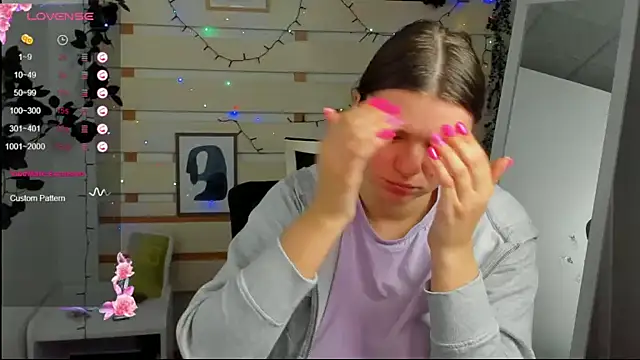 Josephine_Kiss webcam