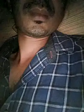 dreamtoungelick69 webcam