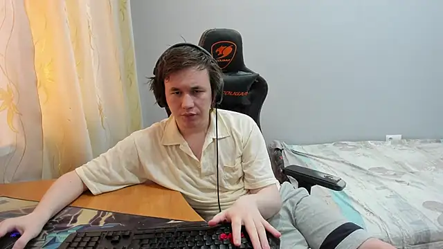 iliaskrislove webcam