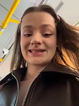 your_babymila webcam