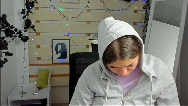 Josephine_Kiss webcam