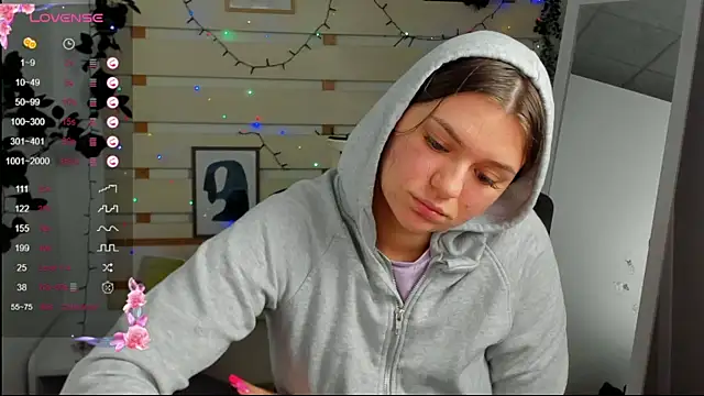 Josephine_Kiss webcam