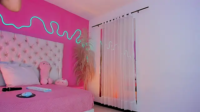 Julieta_Cortes__ webcam