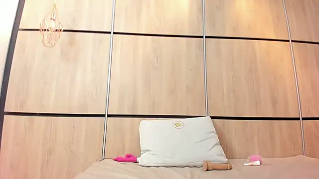 ikia_lopez_ - Ikia_lopez_'s free webcam