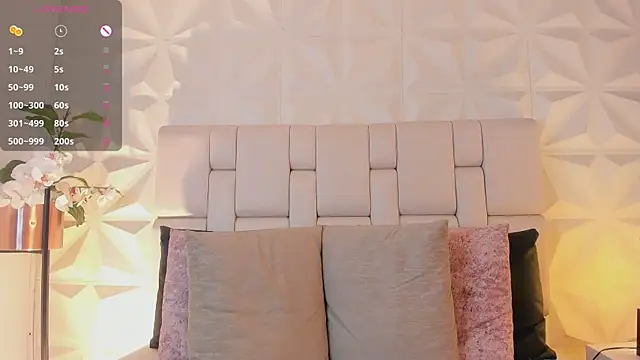 scarlettadams__ webcam