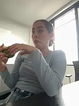 Megaan_Rousee webcam