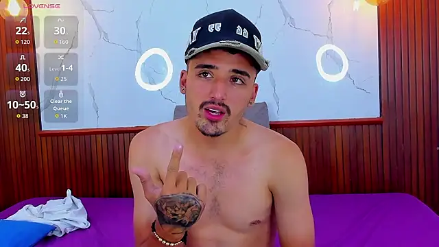 Hadrian_Torres webcam