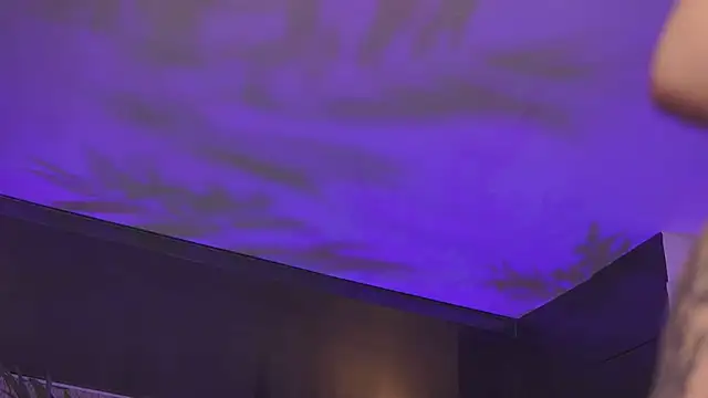 HotBustyBabeX webcam