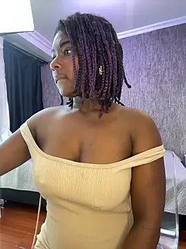 KarinaFlowers_ webcam