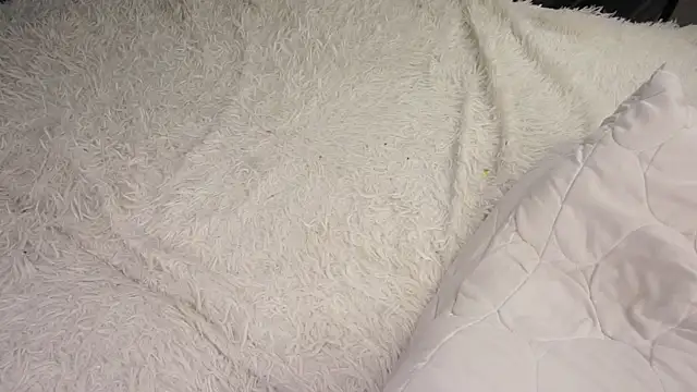 KourtneyRevira webcam