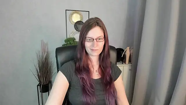 emmaxdelight - EmmaxDelight's free webcam