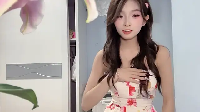 1x-nannan - 1X-NanNan's free webcam - UK Sex Cams