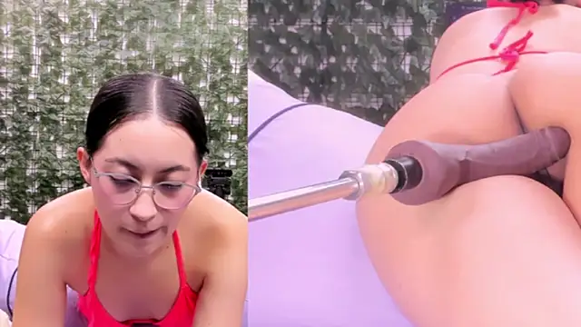 Criistal_Thompson webcam