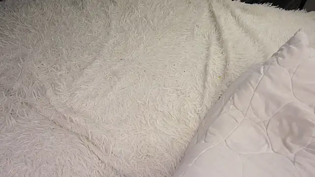 KourtneyRevira webcam